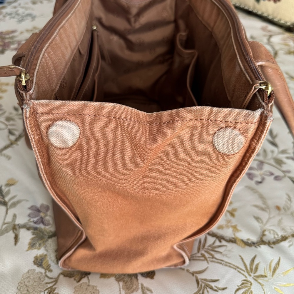 Tory Burch Shoulder Tote - Picture 5 of 16